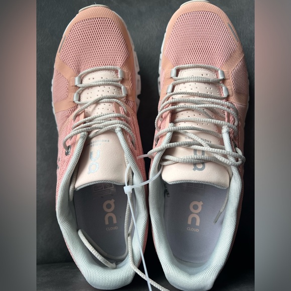 On Cloud 5 Women's Shoes in Rose Pink sz 41 EU 9.5 US - Picture 9 of 10